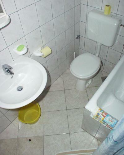 Hostal Apartment Slatine 460c