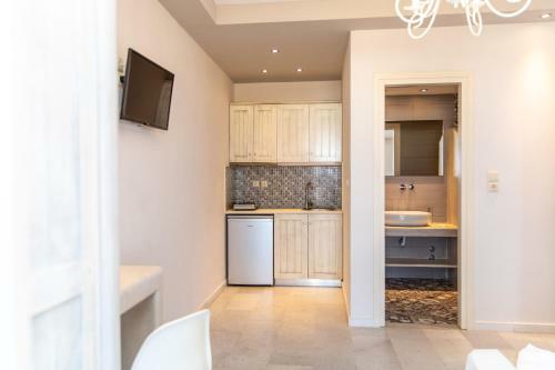 Apartamentos Kallithea Hotel
