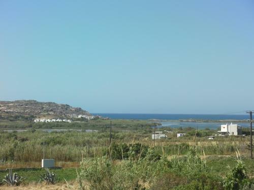 Hostal Blue And White