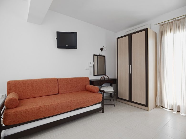 Aparthotel Anemomilos
