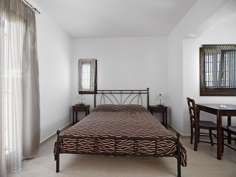 Aparthotel Anemomilos