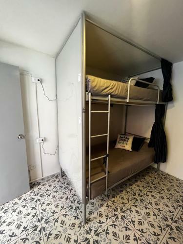 Hostal Urbana Hostel