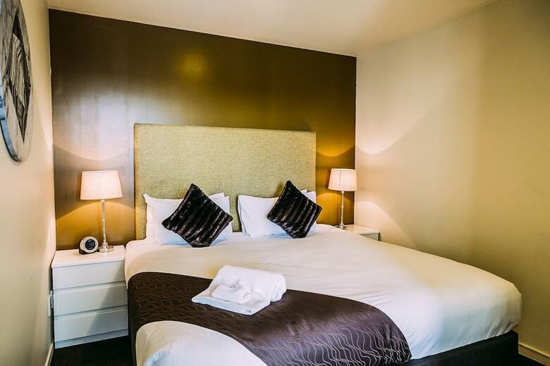 The Quadrant Hotel & Suites