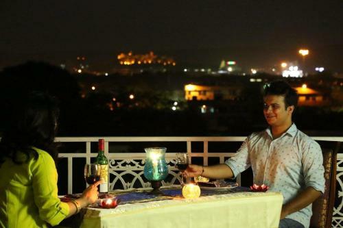 Bed & Breakfast Saket Inn