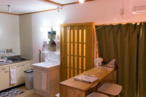 Hostal Traditional Apartment Takamatsu Guesthouse