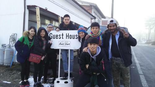 Hostal Guesthouse Anthut
