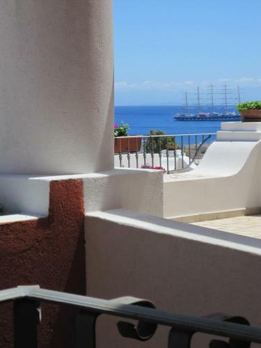 Hotel Bougainville