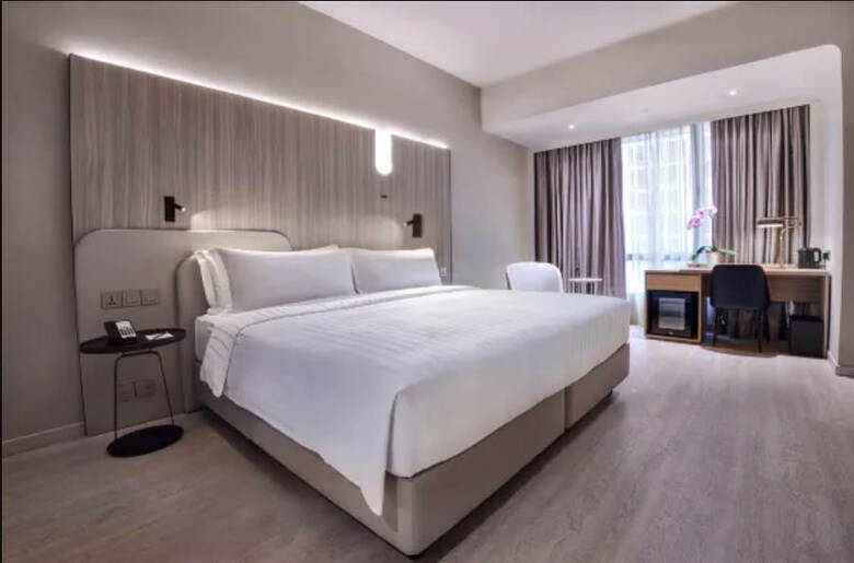 Peninsula Excelsior Hotel