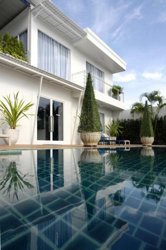 Hotel Phuket Boat Quay