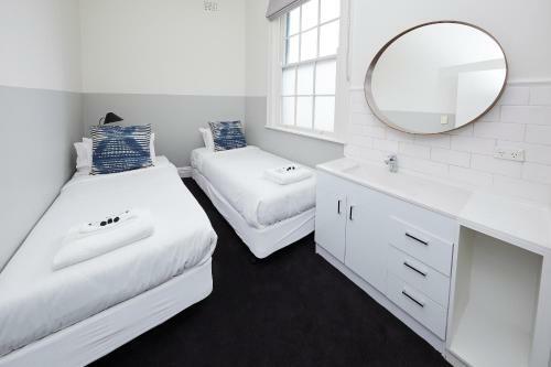 Bridgeview Hotel Willoughby