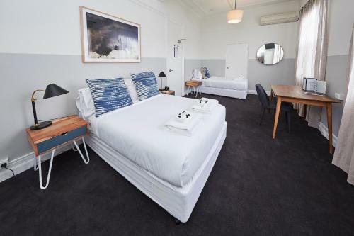 Bridgeview Hotel Willoughby