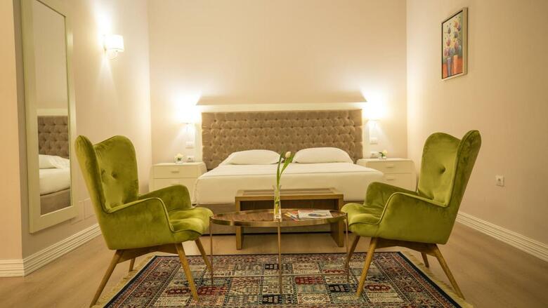 Royal Hill Hotel