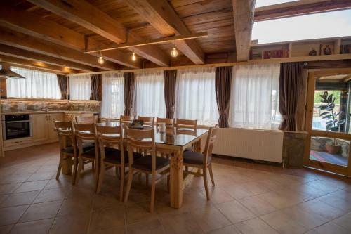 Hostal Guest House Epochs Since 1871