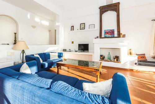 Villa Mou