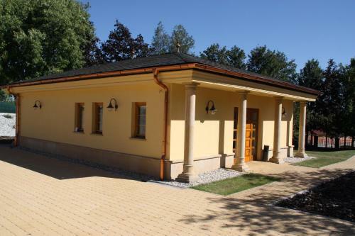 Hostal Loveck� Ba?ta