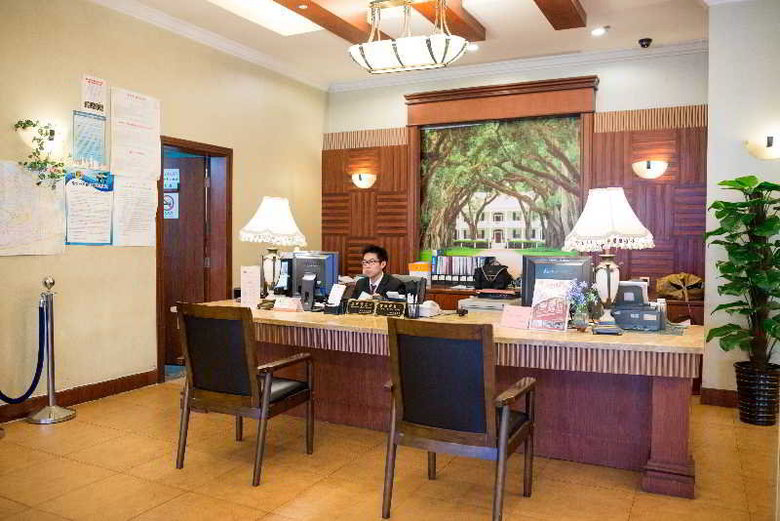 Hotel Carolina