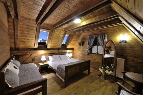 Ethno Houses Plitvica Selo