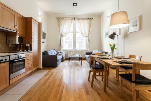 M Apartments