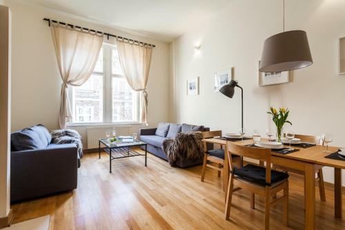 M Apartments