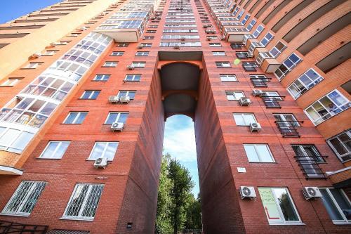Apartment On Yubileyniy 66