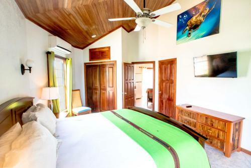 Hotel White Sands Cove