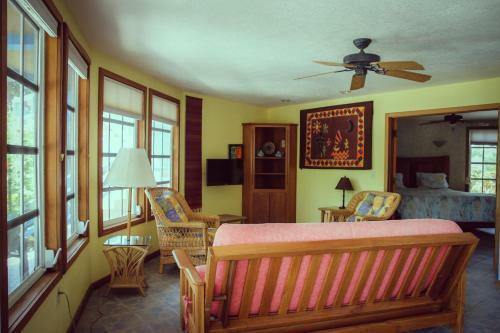 Hotel White Sands Cove