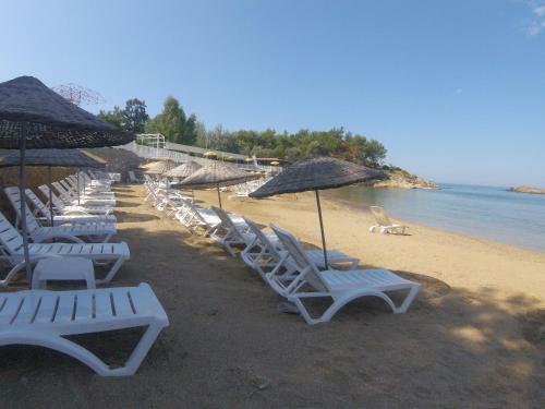 Rainbow Bay Ozdere Beach Hotel