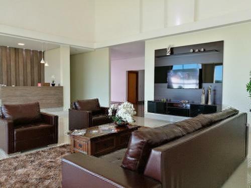 Hotel Jequitib�