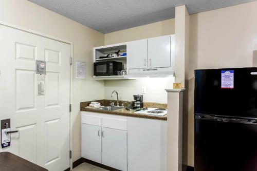 Suburban Extended Stay Hotel Hermitage