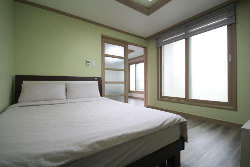 Nandrue Olle Pension
