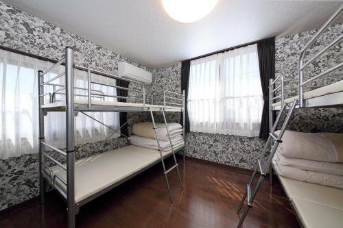 Hostal Guesthouse Tiga
