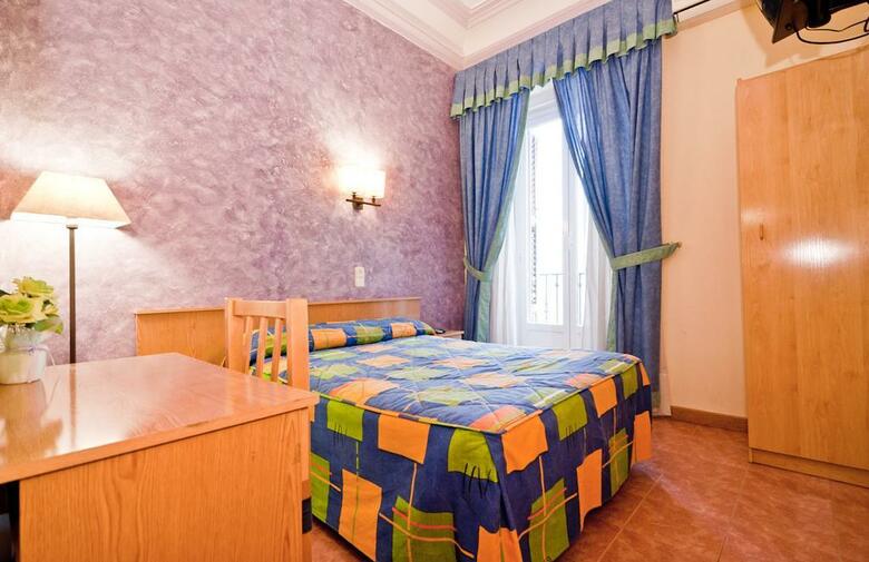 Hostal Oporto