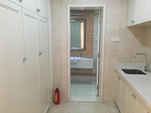 Guangzhou Pleasant Grasse Hotel