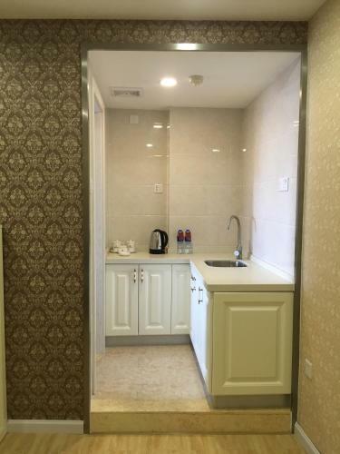 Guangzhou Pleasant Grasse Hotel