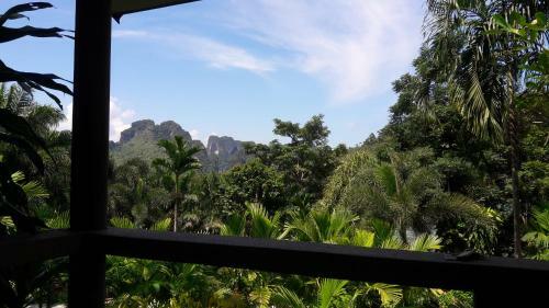 Hotel Aonang Cliff Mountain New Resort