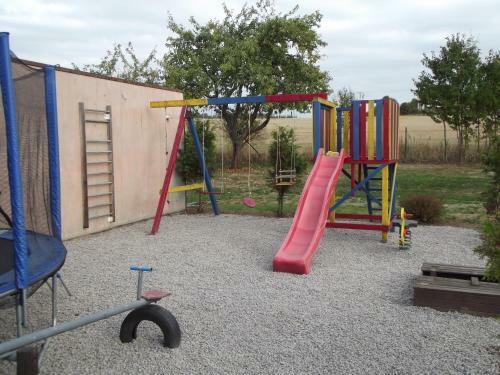 Apartamento Camping & Guest House Pliskovice