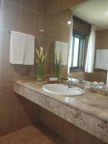 Hotel Avi�n By Bossh Hotels