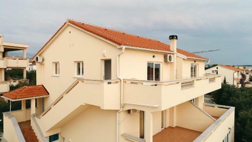 Apartments Bella