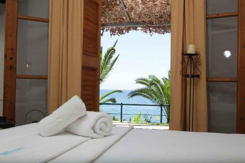 Aparthotel Grekis Beach Hotel And Apartments