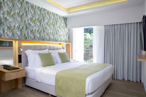 Hotel Dolce Athens Attica Riviera