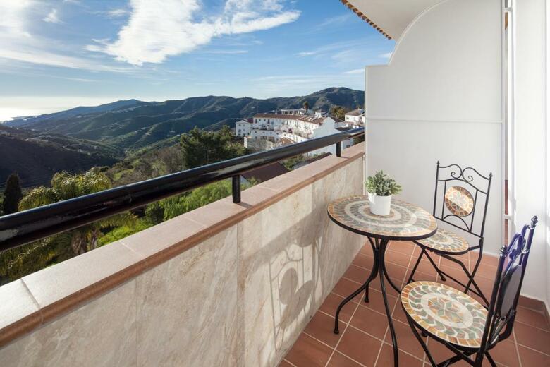 Hotel Balc�n De C�mpeta