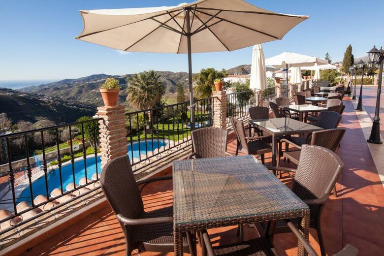 Hotel Balc�n De C�mpeta