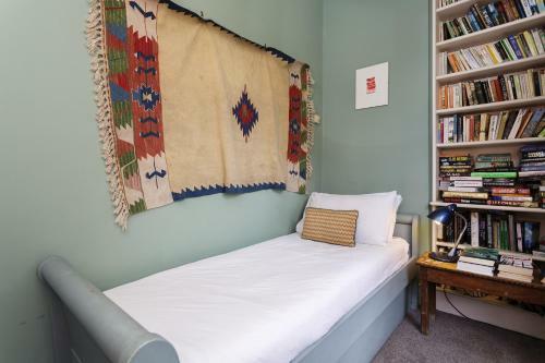 Veeve - Five Bedroom House In Greenwich