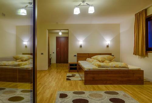 Hostal Panorama Pietrei Craiului