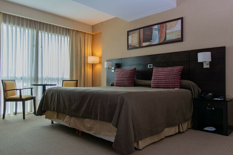 Hotel Howard Johnson Neuquen