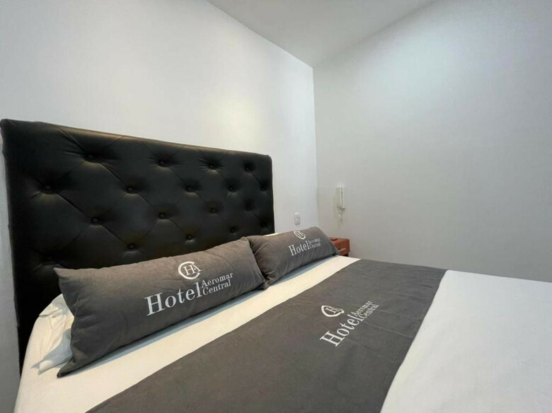 Albergue Hotel Aeromar Central