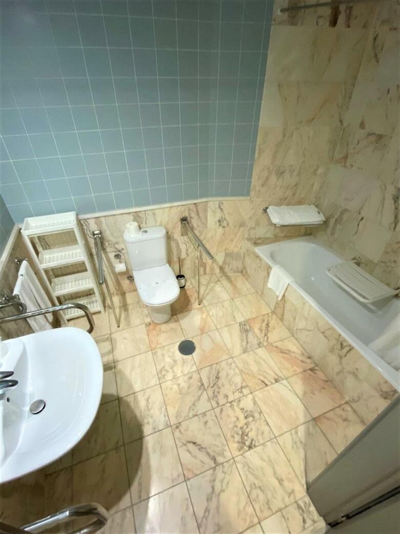 Apulia Praia Hotel