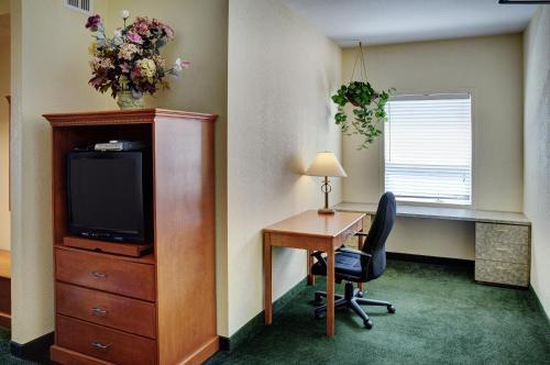 Posada Lakeview Inns & Suites - Okotoks