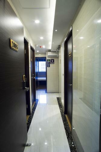 Hostal Wah Long Hotel