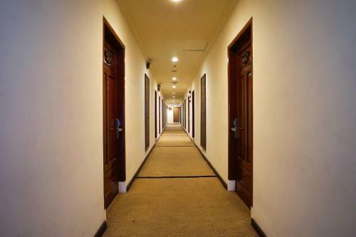 Adika Hotel Bahtera